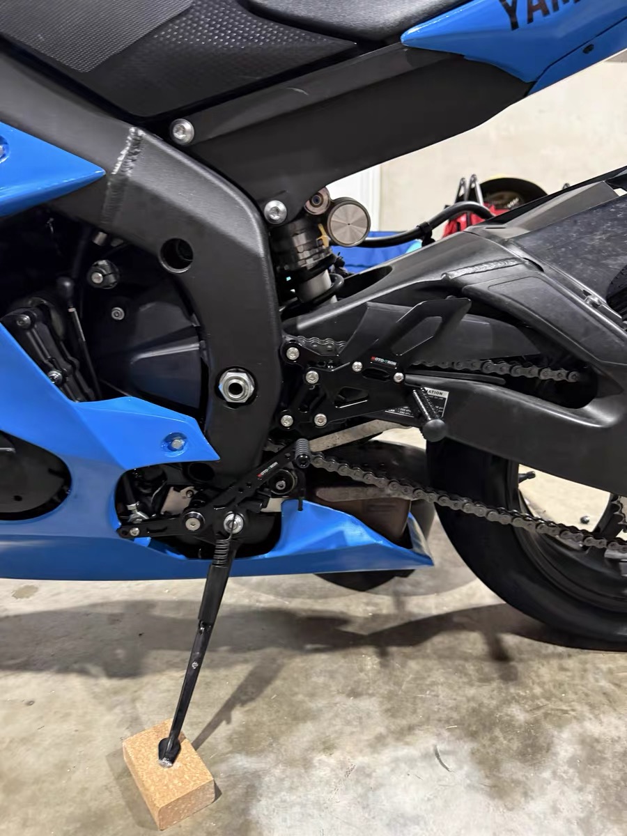 Reposapiés Traseros Ajustables - Motorcycle Gear Lever Extender reseña y precio